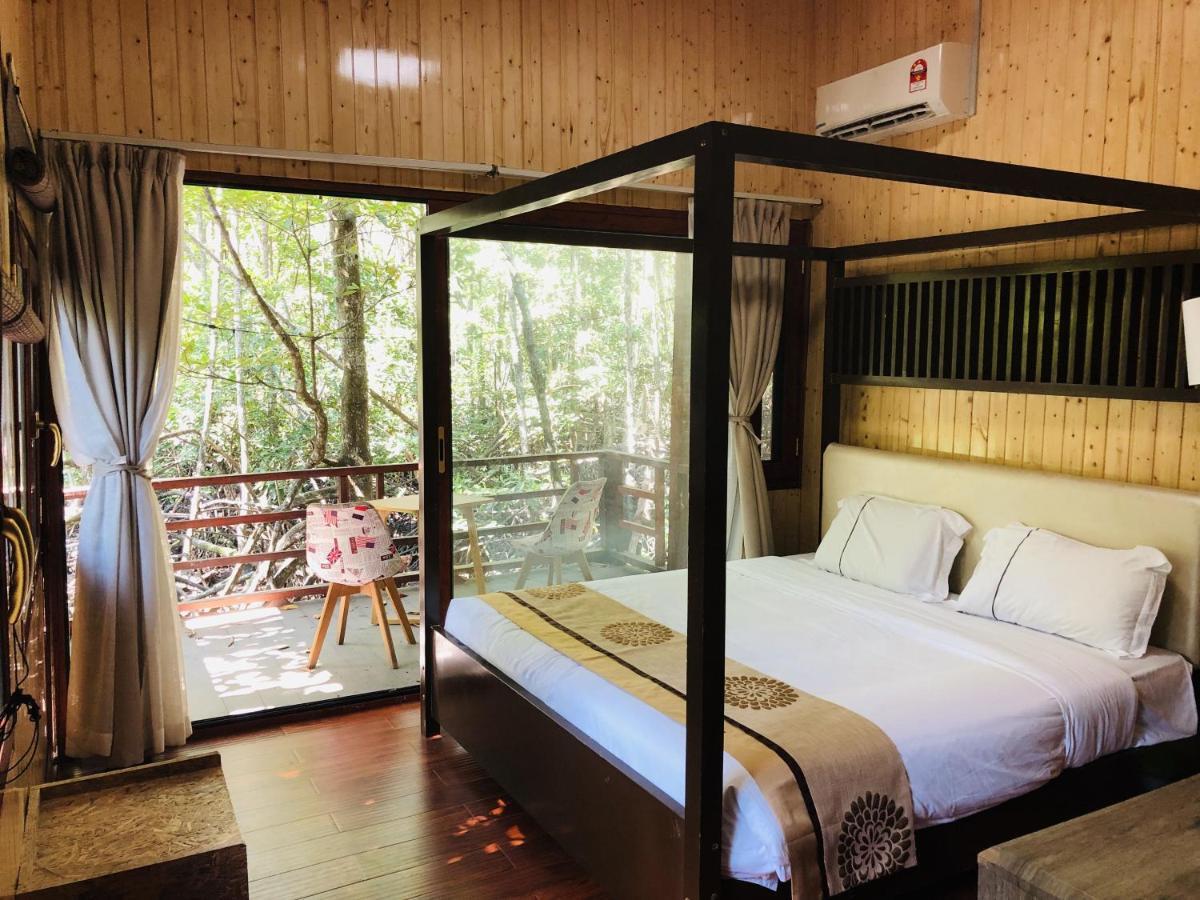 Gayang Friendly Water House Homestay Kota Kinabalu Exterior photo